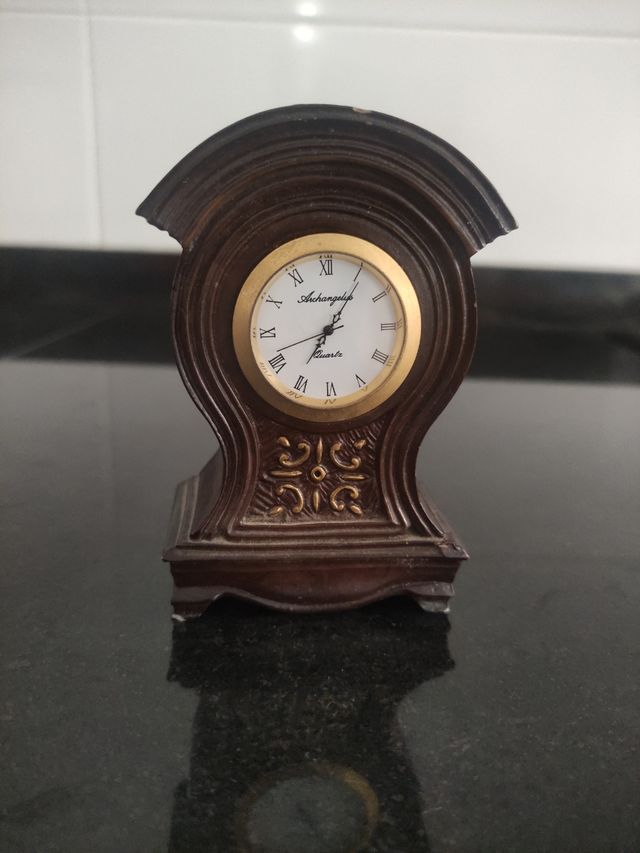 Reloj de mesa Archangelus