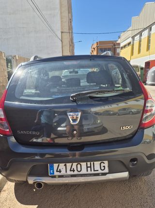 Dacia Sandero 2012