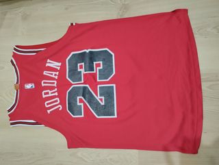 CAMISETA BULLS - JORDAN.TALLA 44