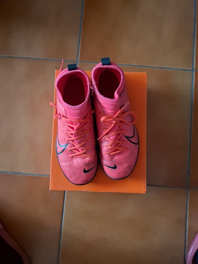 Botas de fútbol sala nike