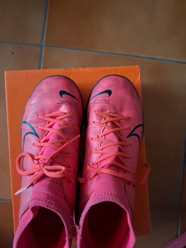 Botas de fútbol sala nike