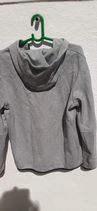 Sudadera nike tech gris 