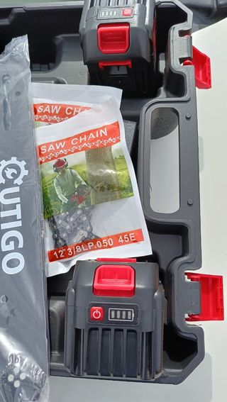 Motosega a batteria professionale