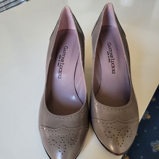 ZAPATOS DE SALON de piel, italianos