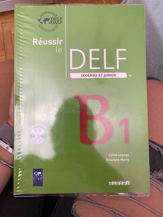 Libro de frances preparacion para el Delf B1
