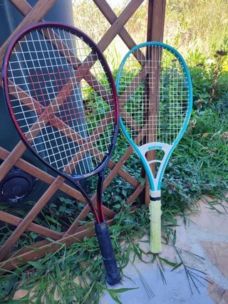 Raquetas de tenis Rossignol y Wilson 