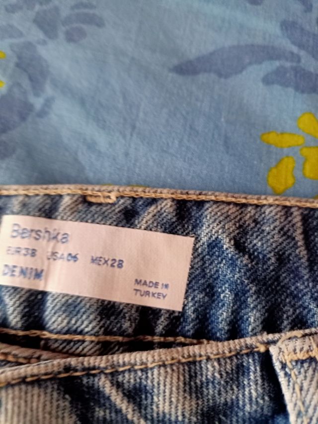 Jeans donna particolari