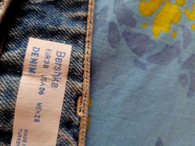 Jeans donna particolari