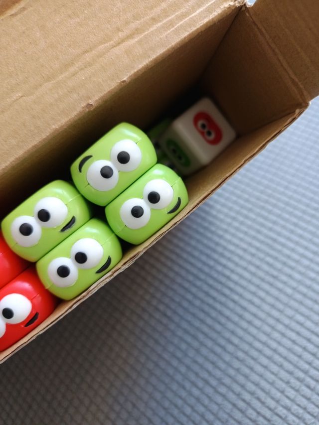 Juego Caterpillars de Rick&Rock