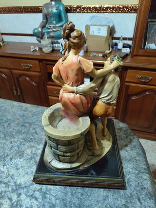 Escultura de cerámica