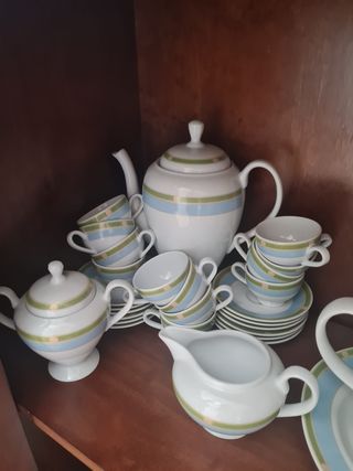 VAJILLA Y JUEGO DE CAFE COMPLETO CARTUXA