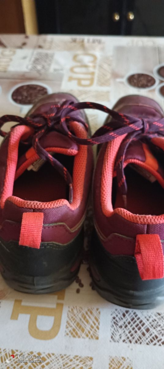 Botas Montaña niña 36