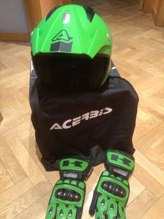 Casco Acerbi abierto