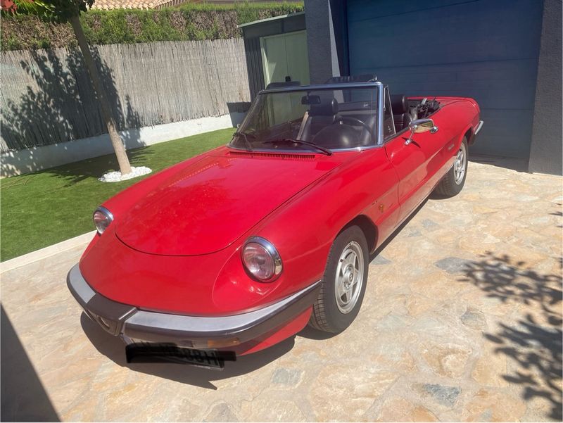 Alfa Romeo Spider 1988 - foto 1