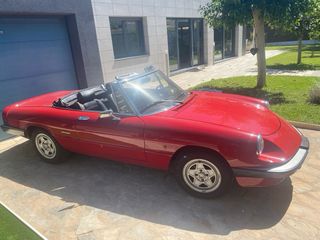 Alfa Romeo Spider 1988