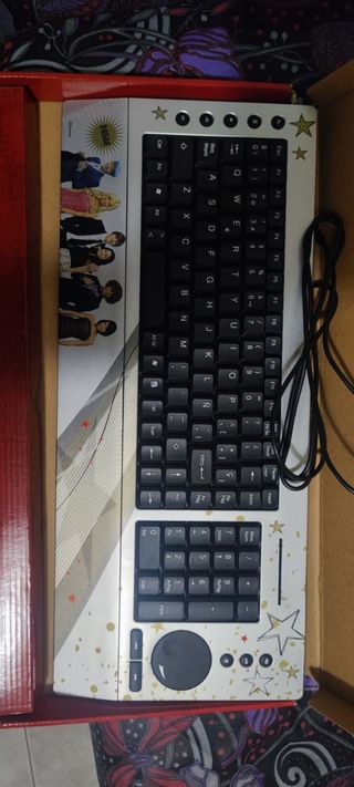 Teclado multimedia