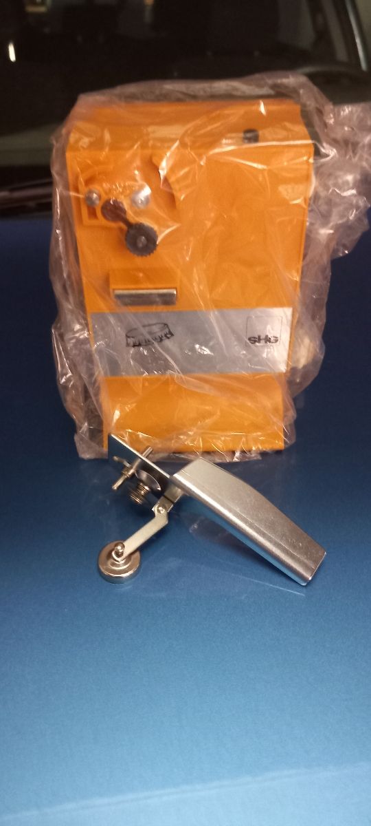 Abridor eléctrico nuevo a estrenar.