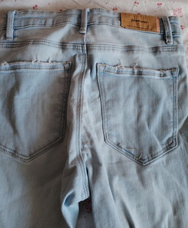 Jeans aderente vita alta