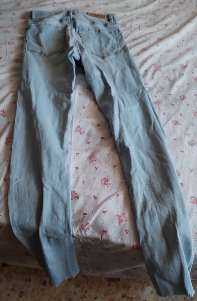 Jeans aderente vita alta