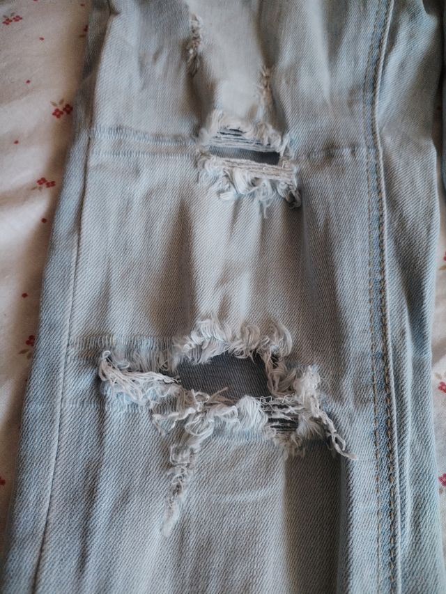 Jeans aderente vita alta