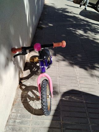 Se vende bici de niñ@