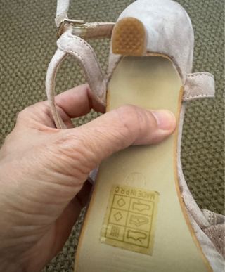 Sandalias piel color beige 37