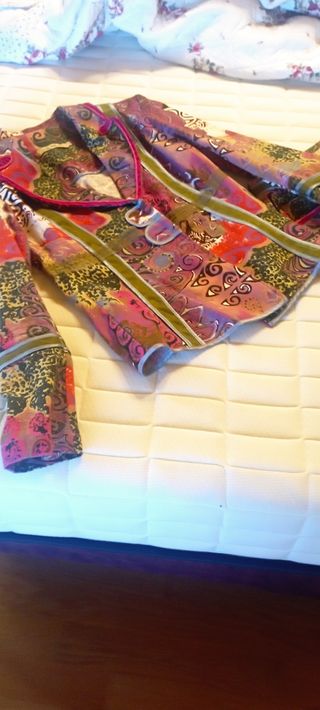 Traje estampado