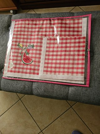 Tovaglia più tovagliolo da colazione