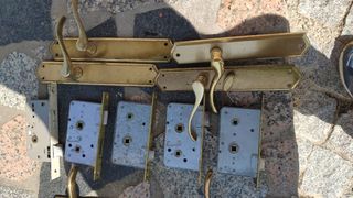 Manillas Doradas. Todas 30€