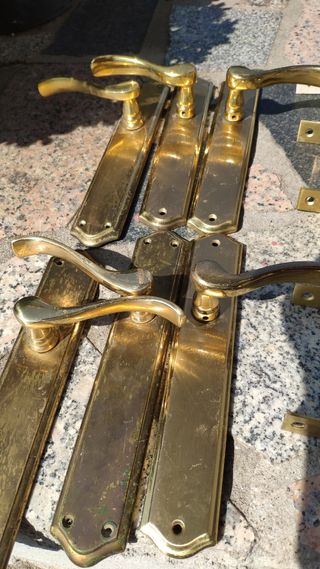 Manillas Doradas. Todas 30€