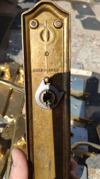 Manillas Doradas. Todas 30€