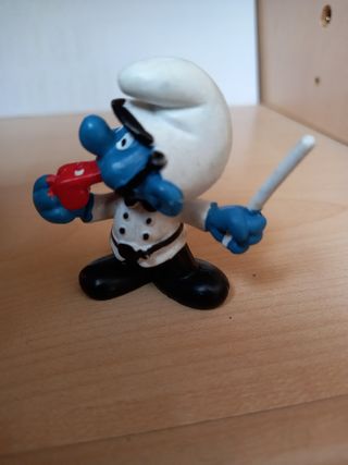 Puffo poliziotto  pitufo policia