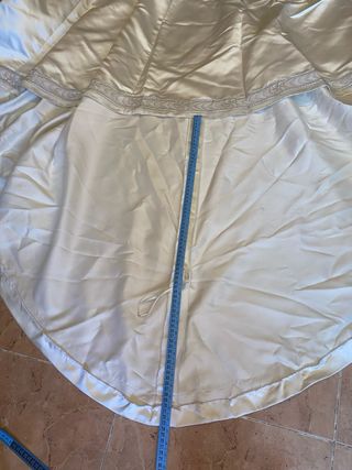 Vestido de novia beig Raso