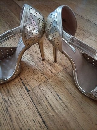 ZAPATOS SANDALIAS TACON
