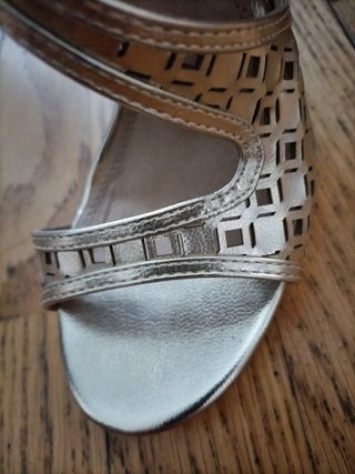 ZAPATOS SANDALIAS TACON