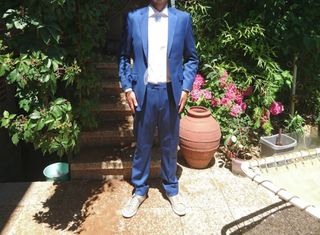 Traje Hombre Azul Eléctrico + Pajarita y pañuelo