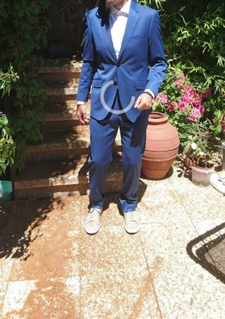 Traje Hombre Azul Eléctrico + Pajarita y pañuelo