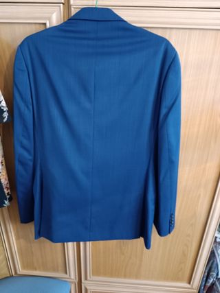 Traje Hombre Azul Eléctrico + Pajarita y pañuelo