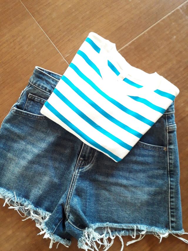 Set mini short e maglia crop top