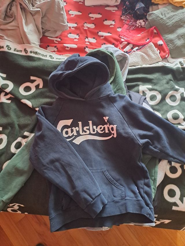 Felpa blu scura con cappuccio