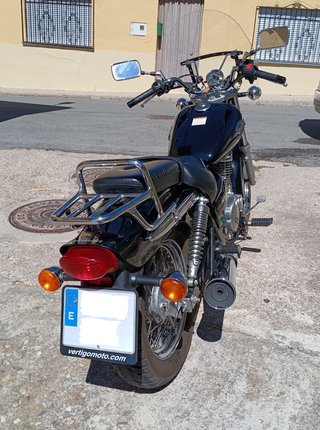 Suzuki Marauder 250