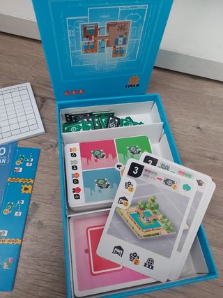 juego mesa/cartas sobre plano