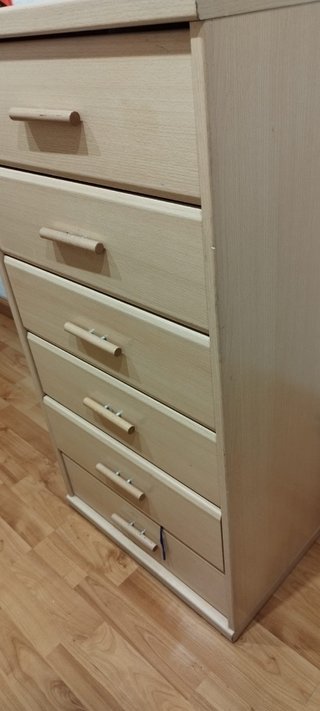 Dormitorio infantil color madera