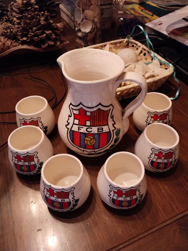 VENDO JUEGO DE VASOS Y JARRA