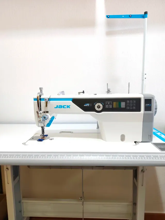 Máquinas de coser industriales Nuevas