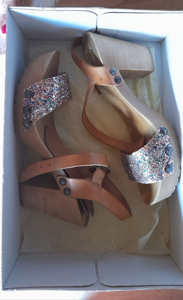 Zapatos piel de tacón