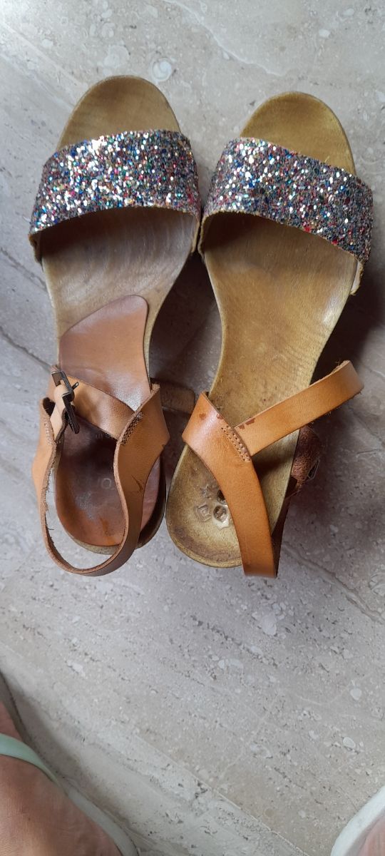 Zapatos piel de tacón