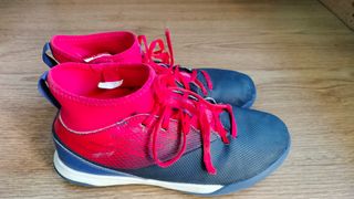 Botas futbol sala niño