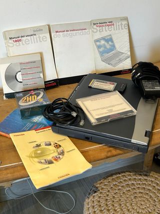 Ordenador portatil toshiba.