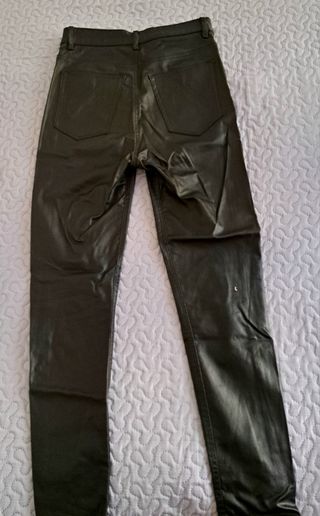 Pantalones de cuero